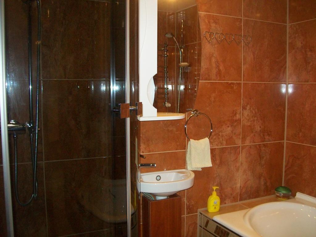 Athome Soemy Buitenkant foto